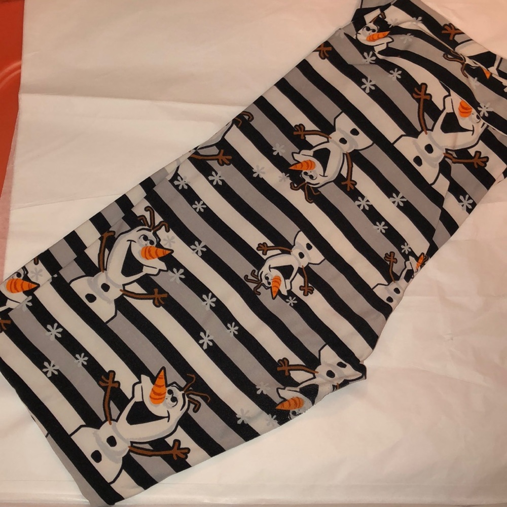Lularoe Olaf leggings